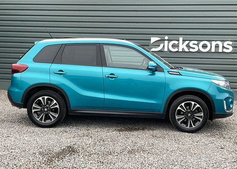 Suzuki Vitara SZ5 BOOSTERJET MHEV 4