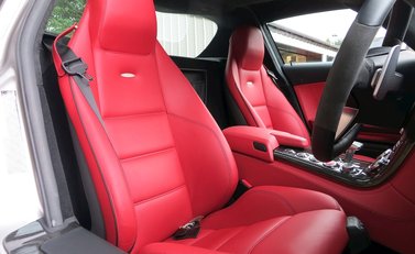 Mercedes-Benz SLS AMG 11