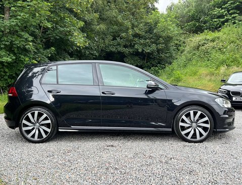 Volkswagen Golf 1.4 Golf R-Line Edition TSi Act BlueMotion Technology 5dr 3