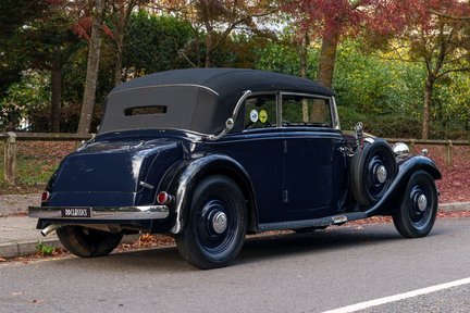 Mercedes-Benz 220 W21 4