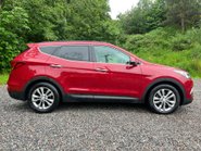Hyundai SANTA FE 2.2 Santa Fe Premium Blue Drive CRDi Auto 4WD 5dr 3