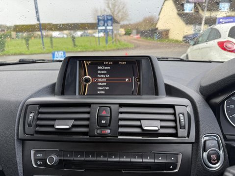 BMW 1 Series 1.6 116i Sport Auto Euro 5 (s/s) 5dr 16