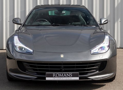 Ferrari GTC4 Lusso 4