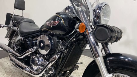 Kawasaki VN 800 CLASSIC 2006 ONLY 6K NEW MOT CRUISER 32