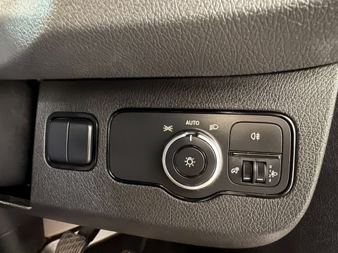 Mercedes-Benz Sprinter 2.0 Sprinter 315 Premium CDi LWB 8