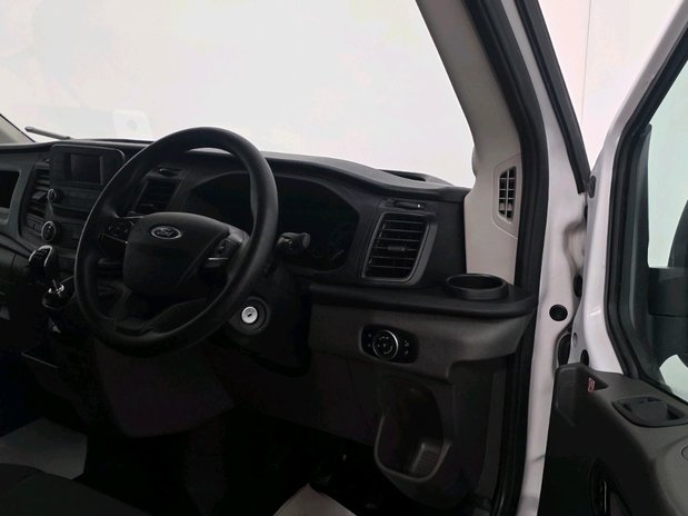Ford Transit RANSIT 350 L2 DIESEL RWD 2.0 Eco Blue 130ps H2 Leader Van 16