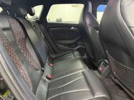 Audi RS3 2.5 TFSI Sportback 5dr Petrol S Tronic quattro Euro 6 (s/s) (Nav) (367 ps) 42