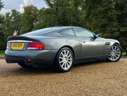 Aston Martin Vanquish V12 S 5