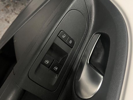 Volkswagen Up 1.0 Move up! Euro 5 3dr 14