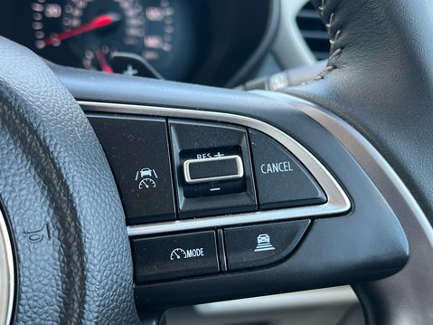 Suzuki Swift ULTRA 33