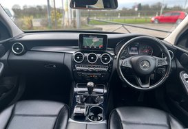 Mercedes-Benz C Class C200 SE PETROL 4 Door 33