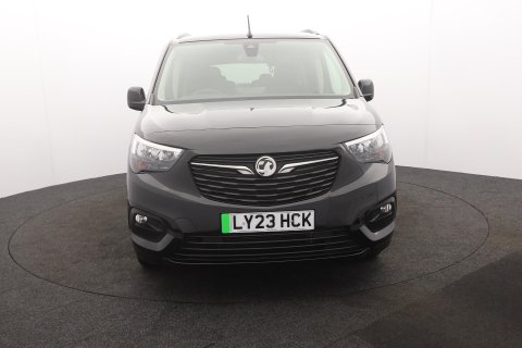 Vauxhall Combo Life 5dr 100kW Design 50kWh XL 7 Seat Electric Auto 11kW Charger 34