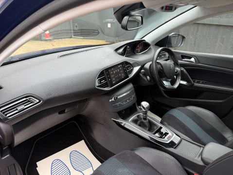 Peugeot 308 1.2 308 Tech Edition PureTech S/S 5dr 66