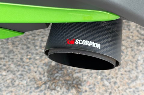 Ford Focus ST -PAN ROOF -PARKING/PERFORMANCE/ASSIST PACKS -HUD -B&O - MEAN GREEN 7