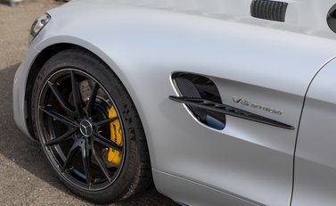 Mercedes-Benz AMG GT R GT R Premium 28