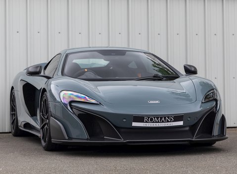 McLaren 675LT 1