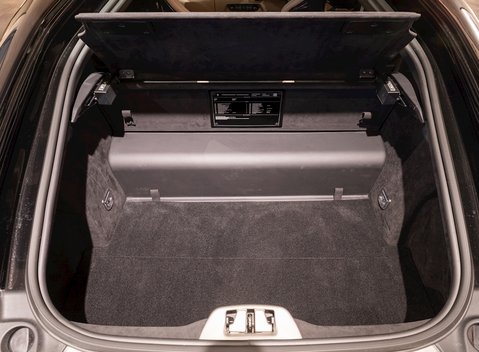 Ferrari 812 Superfast 16