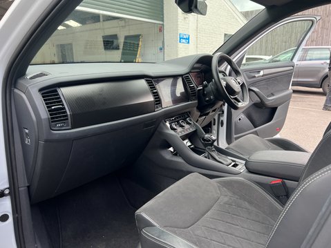 Skoda Kodiaq (Sold) 1.5 TSI ACT SportLine SUV 5dr Petrol DSG Euro 6 (s/s) (7 Seat) (150 18
