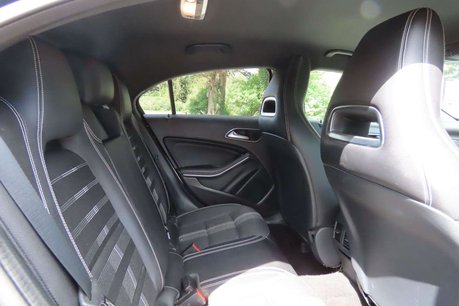 Mercedes-Benz A Class 1.5 A180d Sport Edition Euro 6 (s/s) 5dr 10