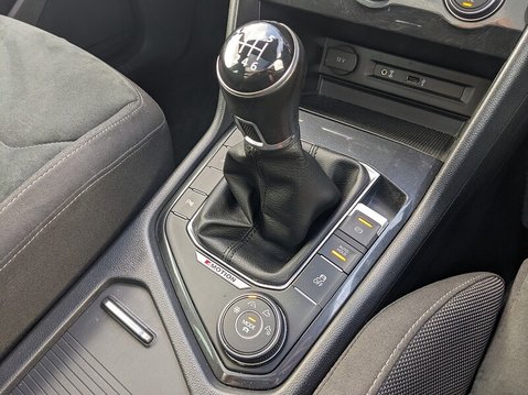 Volkswagen Tiguan SEL TDI BMT 4MOTION 25