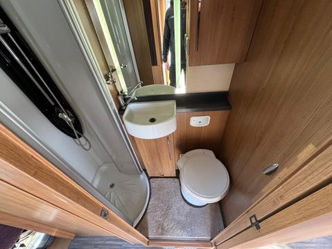 Auto-Trail Apache APACHE 634 7