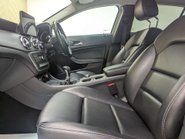 Mercedes-Benz GLA 1.6 GLA 200 Sport 5dr 36