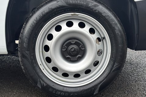 Vauxhall Combo L2H1 2300 Dynamic Panel Van 28