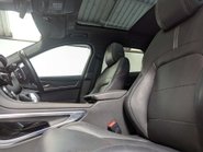Jaguar F-Pace 2.0 F-PACE R-Dynamic HSE D MHEV AWD Auto 4WD 5dr 37