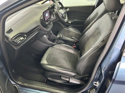 Ford Fiesta TITANIUM X 10