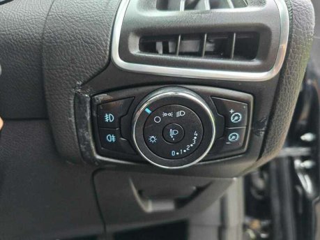 Ford Focus 1.6 Zetec S Powershift Euro 5 5dr 45