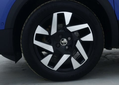 Vauxhall Mokka 50kWh Elite Nav Premium SUV 5dr Electric Auto (136 ps) 17