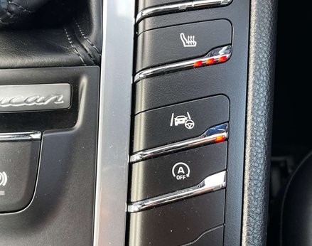 Porsche Macan 3.0 Macan S Semi-Auto 4WD 5dr 56