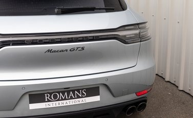 Porsche Macan GTS 26