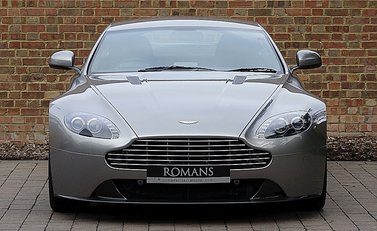 Aston Martin V8 Vantage S 16