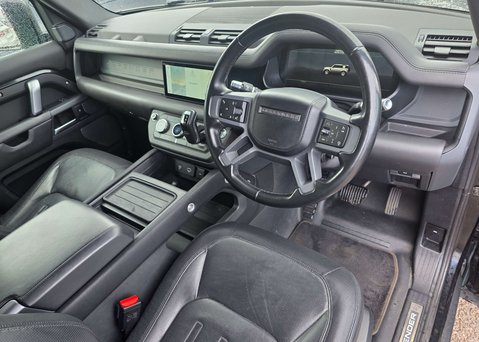 Land Rover Defender 2.0 Defender X-Dynamic HSE Auto 4WD 5dr 65