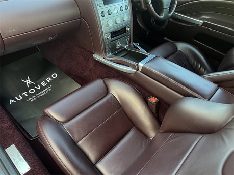 Aston Martin Vanquish S V12 49