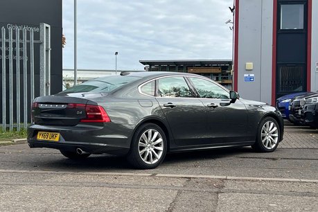 Volvo S90 2.0 D4 Momentum Plus Saloon 4dr Diesel Auto Euro 6 (s/s) (190 ps) 19