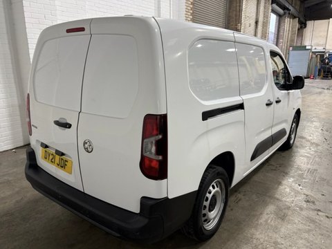 Vauxhall Combo L2H1 2300 DYNAMIC 6