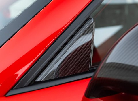 Porsche 911 GT2 RS (991) 34