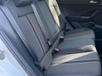 Volkswagen T-Roc 1.0 TSI SE Euro 6 (s/s) 5dr 19