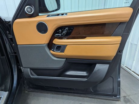 Land Rover Range Rover 4.4 Range Rover Autobiography SDV8 Auto 4WD 5dr 47