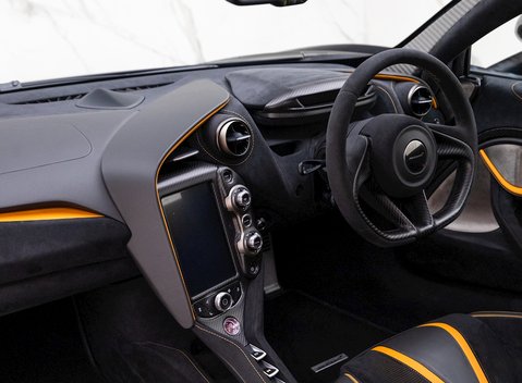 McLaren 720S Performance 14