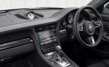 Porsche 911 (991.2) Turbo S 17