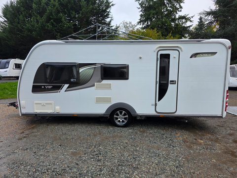 Coachman VIP 520/4 9