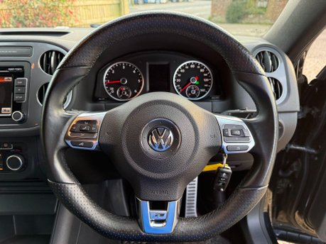 Volkswagen Tiguan 2.0 TDI BlueMotion Tech R-Line SUV 5dr Diesel DSG 4WD Euro 5 (s/s) (177 ps) 16
