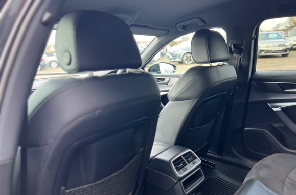 Audi A6 AVANT TDI QUATTRO S LINE AUTO 39