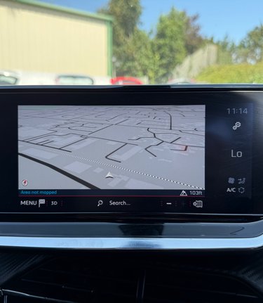 Peugeot 2008 BLUEHDI GT LINE S/S…6 SERVICES.LAST ONE AT 53K.SAT NAV  3