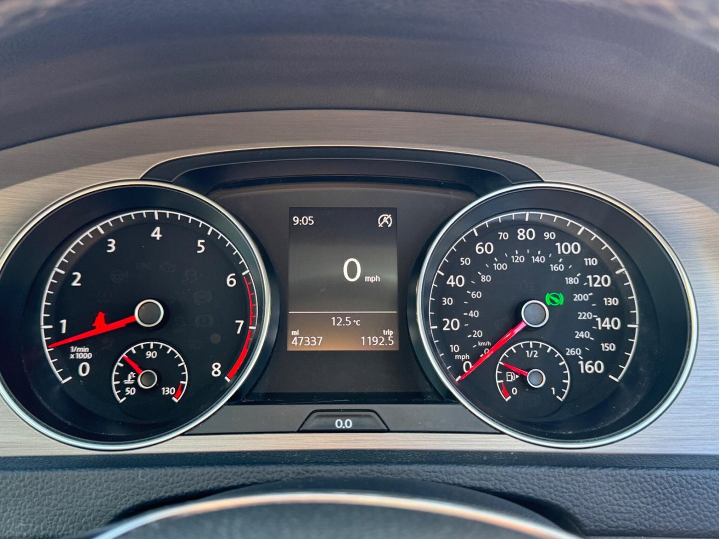 2014 Volkswagen Golf — image 32