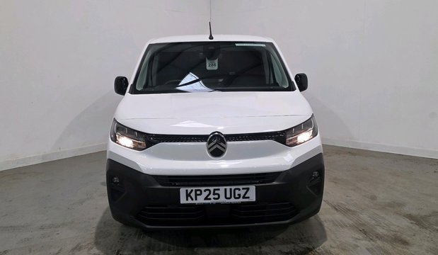 Citroen Berlingo BERLINGO XL DIESEL 1.5 Blue HDi 100ps Van Driver
