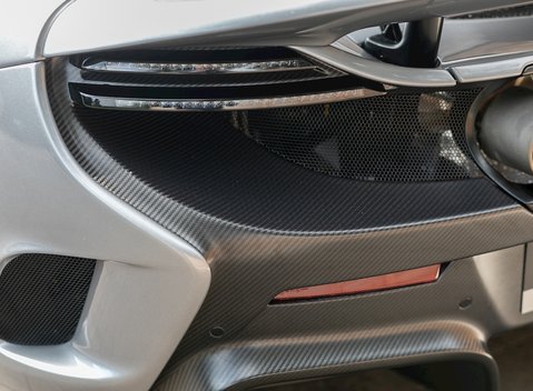 McLaren 675LT Spider 28